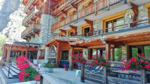 Gallery image of Hotel La Toviere in Val dʼIsère