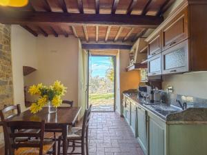 A kitchen or kitchenette at Apartment Michelangelo by Interhome
