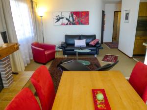Posezení v ubytování Apartment Margherita Bütler by Interhome + 10 fotografií