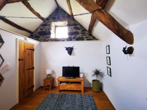 Gallery image of Ty Gwennol near Gilfach Goch in Llanbedr +40 photos