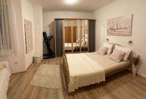 Fotografia z galérie ubytovania Three bedroom apartment between Trogir and Split v destinácii Kaštela