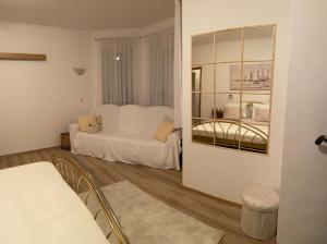 Fotografia z galérie ubytovania Three bedroom apartment between Trogir and Split v destinácii Kaštela