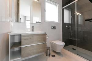 Ένα μπάνιο στο Sunny Penthouse +28 φωτογραφίες
