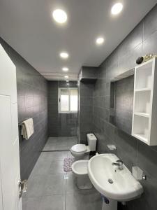 Ένα μπάνιο στο Prestige Rentals +26 φωτογραφίες