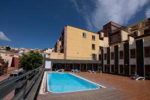 The swimming pool at or close to Mirador de la Villa