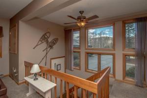 Gallery image of Relaxing Riverside Retreat - StoryLand, Attitash, North Conway in Bartlett