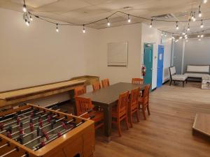 Gallery image of Wicked Hostels - Calgary in Calgary