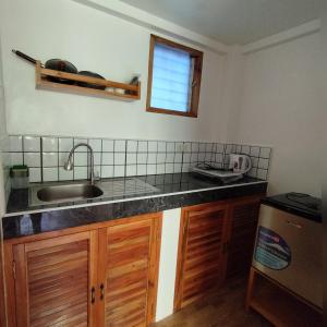 Köök või kööginurk majutusasutuses White Bada Guesthouse +37 fotot