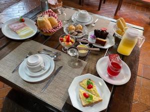 Opcije za doručak na raspolaganju gostima u objektu Pousada São José