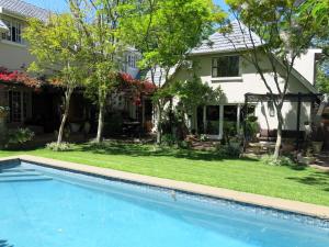 Gallery image of Featherbed in Somerset West