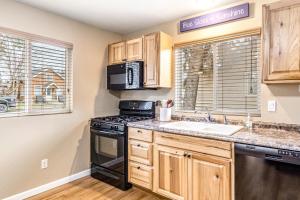 Fotografie z fotogalerie ubytování Bungalow on Boyd v destinaci Coeur d'Alene