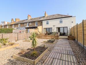 Gallery image of Coast Guard House in Herne Bay