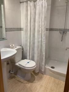 Koupelna v ubytování Apartaments Flamingo