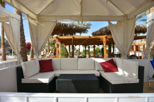 Posezení v ubytování Seti Sharm Palm Beach Resort Families and couples only