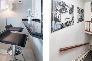 Zdjęcie z galerii obiektu Peaceful Modern 2 bedroom apartment in Aloha Pueblo With View over The Pool w Marbelli