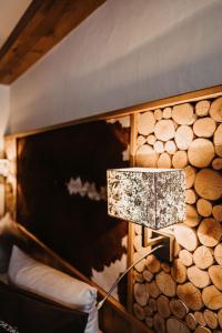 Posteľ alebo postele v izbe v ubytovaní Verwöhn-Wellnesshotel Walserhof