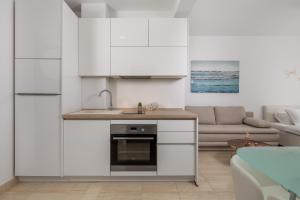 Kuchyňa alebo kuchynka v ubytovaní Luxury Studio Apartment Honeymoon