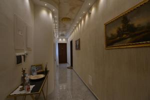 A television and/or entertainment centre at SILVER SUITE