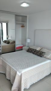 Una cama o camas en una habitación de Brava P14 - 1 dorm. (sin sabanas y sin toallas)