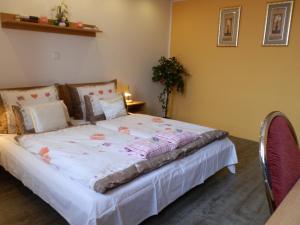Katil atau katil-katil dalam bilik di Hotel Gól Prostějov
