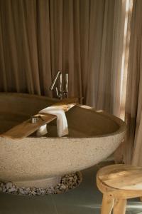 Um banheiro em Susana Balbo Winemaker´s House