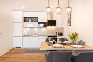 Kuchnia lub aneks kuchenny w obiekcie Ferienwohnung Kerstin