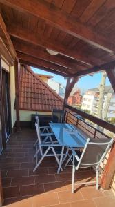 Balkón alebo terasa v ubytovaní Apartman for 4 Siófok