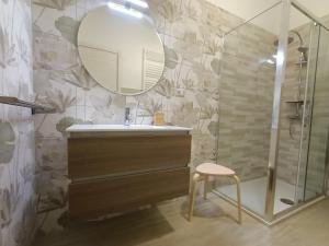 A bathroom at RossoMattone CountryHouse