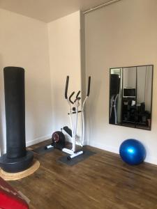 Centrul de fitness și/sau facilități de fitness de la Maison de ville dans une citée médiévale