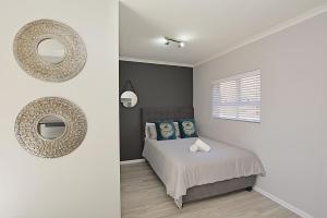 Gallery image of Modern Studio Apartment in Blouberg in Cape Town