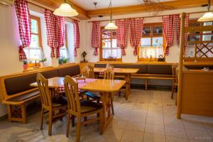 Restaurace v ubytování Gostilna Logar