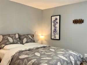 Uma cama ou camas num quarto em Bonniebrook Lodge