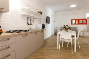 A kitchen or kitchenette at TERRAVERA Még 37 kép