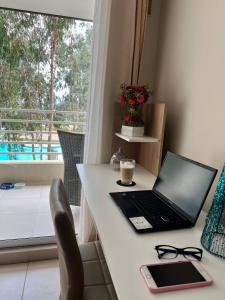 Acogedor Dpto Algarrobo Norte Home Office Wifi Piscinas Hidromasaje内部或周边的泳池