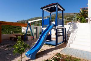Detský kútik v ubytovaní Family Villa Mermaid Your Croatian Haven with Pool and Scenic Views