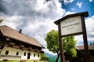 The building in which Az apartmant is located