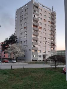 Budova, v ktorej sa apartmán nachádza