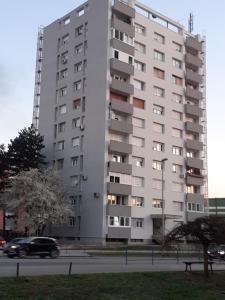 Budova, v ktorej sa apartmán nachádza
