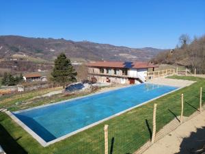 Pemandangan kolam renang di Boschetto AltaLanga atau di dekatnya