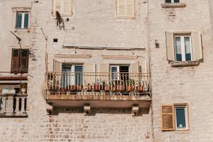 Budova, kde se apartmán nachází