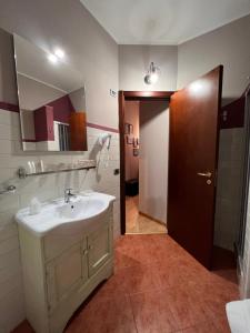Kúpeľňa v ubytovaní Hotel Marconi + 37 fotografií