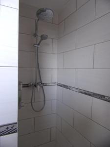 Salle de bains dans l'établissement L'Escale, chambres chez l'habitant