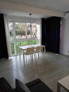 A seating area at Albir cosy apartment