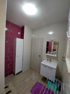 Koupelna v ubytování Apartmani NIKA