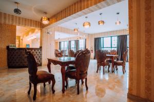 Ruang duduk di Lima Central Design Hotel Spa & Club