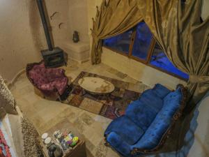 Posezení v ubytování Kalsedon Cave Suites