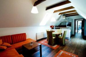 Kuchyň nebo kuchyňský kout v ubytování Hotel Garni Winzerhof Hödl + 26 fotografií