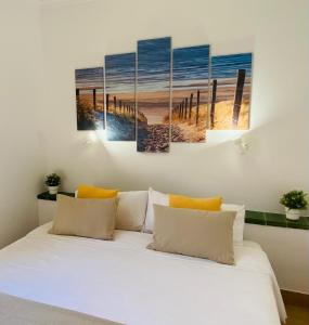 Posteľ alebo postele v izbe v ubytovaní Bungalow Parque Golf by SunHousesCanarias