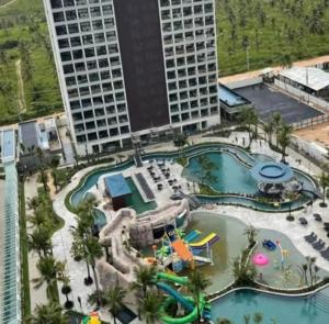 an aerial view of a water park in a city at Salinas Premium Resort in Salinópolis