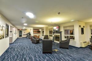 A television and/or entertainment centre at Super 8 by Wyndham Jackson MN
